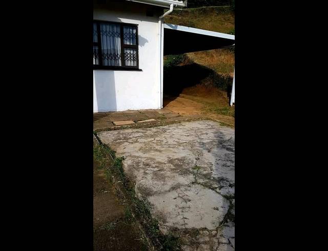 3 BEDROOM HOUSE FOR SALE IN UMLAZI N